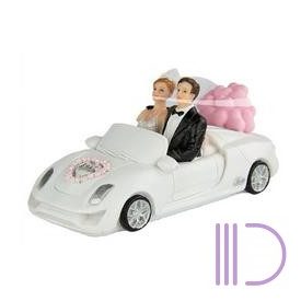 Esküvői Pár Cabrioban Tortadísz